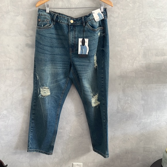 NWT Suko Jeans Women's High waisted Straight Leg Ripped Jeans, Cropped, Size 10 - Picture 2 of 9